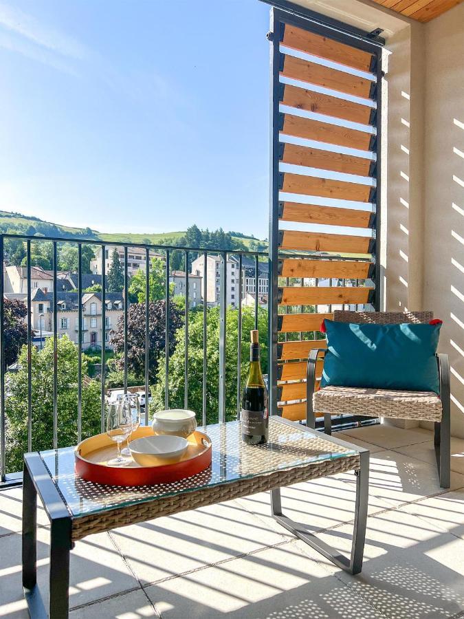 Ferienwohnung Le Frere Charmes Aurillac Exterior foto